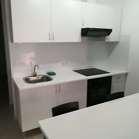 Corra Center 2 *
